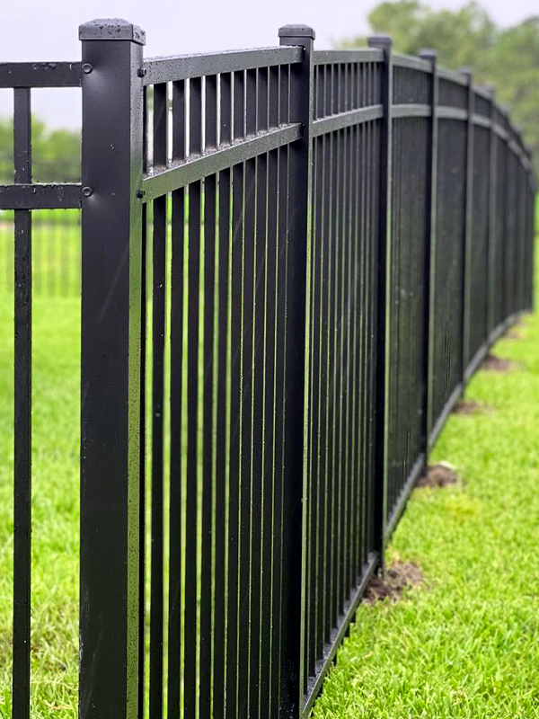 Aluminum fencing benefits in Northeast Florida