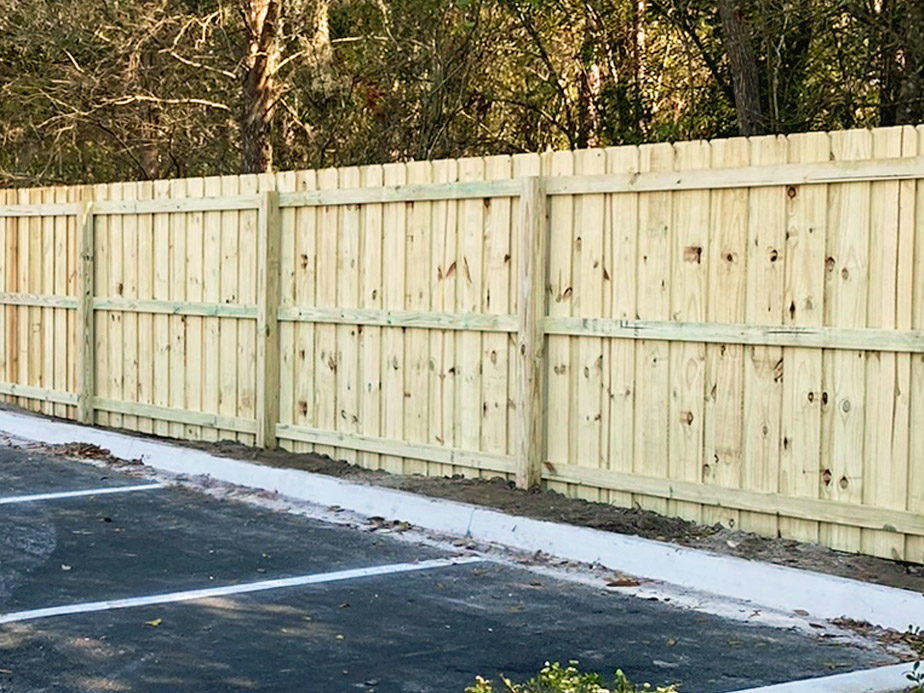 Jacksonville Beach Florida commercial fencing company