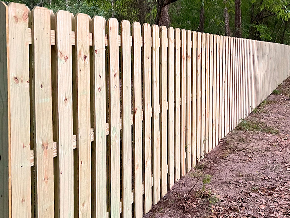 Lake Asbury FL Shadowbox style wood fence