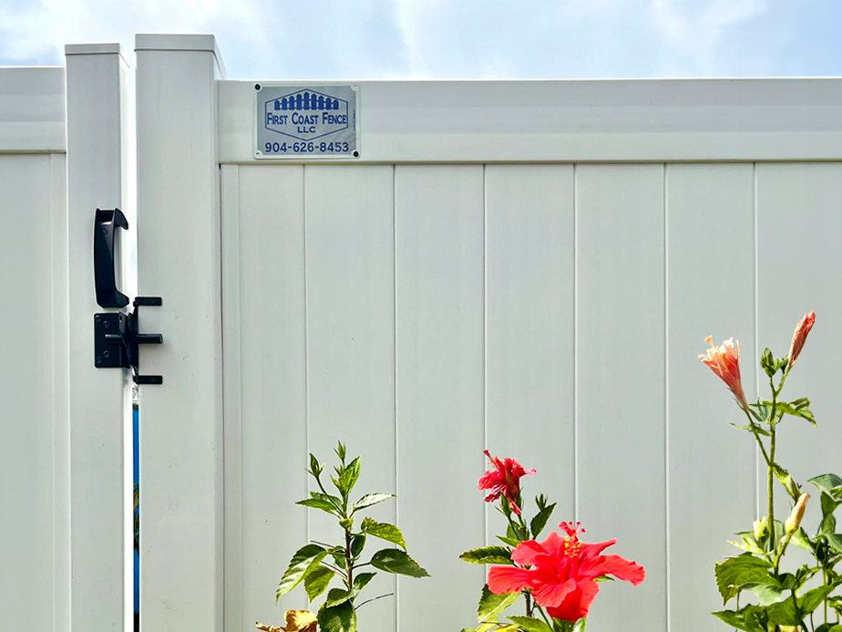 Jacksonville Florida residential and commercial fencing