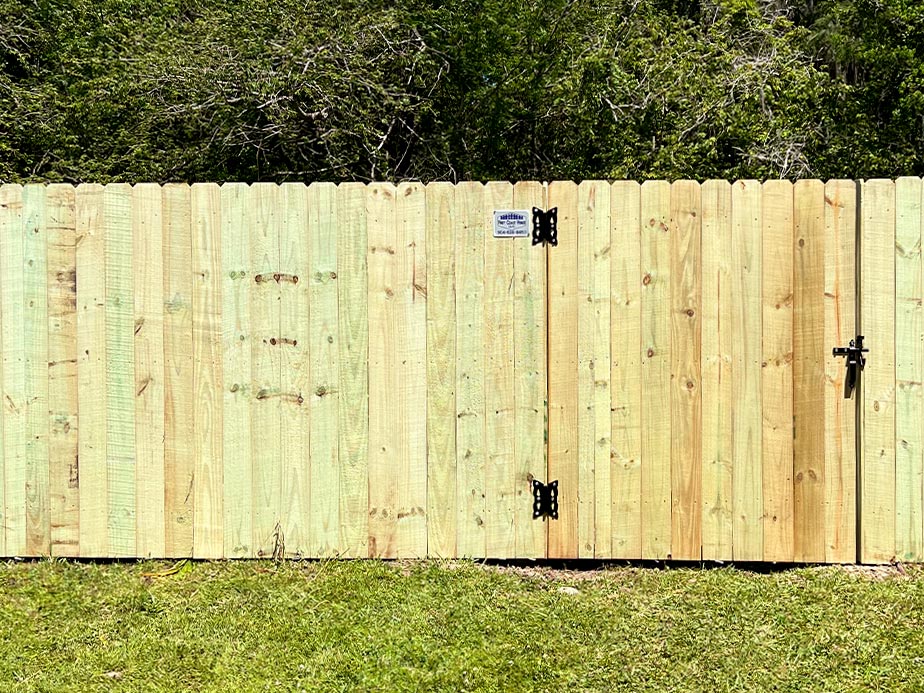 Ponte Vedra FL stockade style wood fence