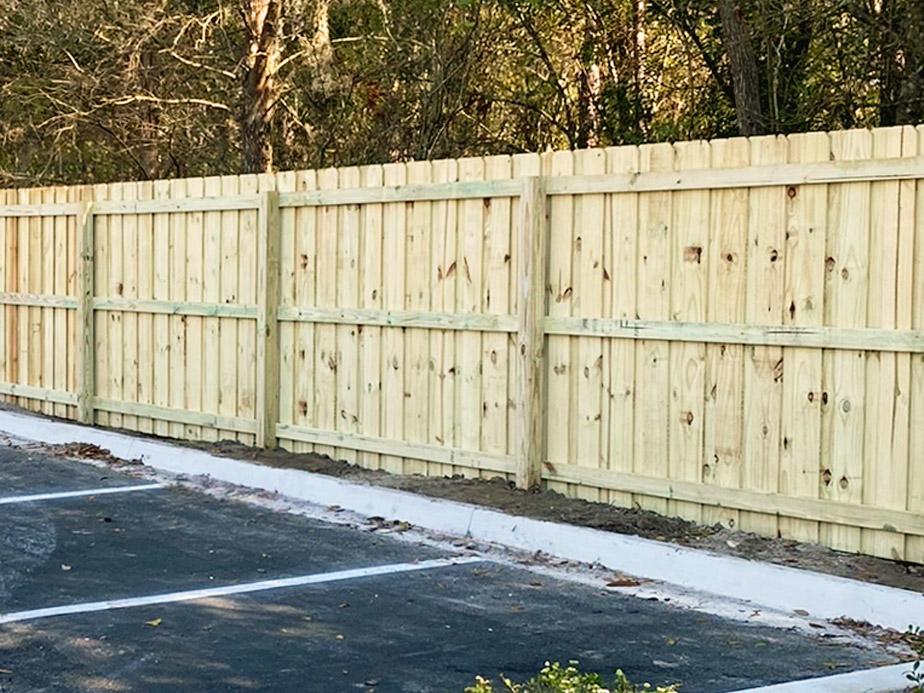 Rivertown Florida commercial fencing